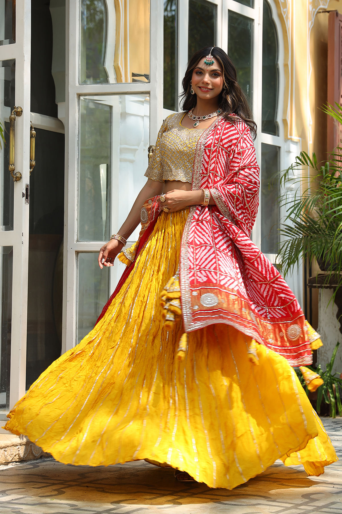 Bandhani Lehengas: A Big Yes If You Wanna Stand Out! | Lehenga saree  design, Rajasthani dress, Bandhani lehenga