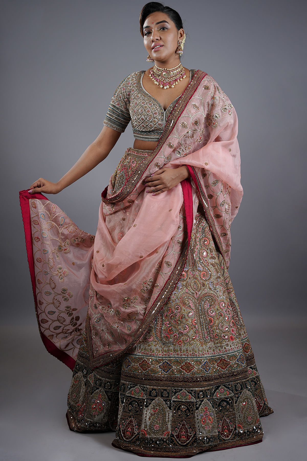 Expert Guide: Banarashi Silk Saree Draping  Beginner Tips & Tricks for  Perfect Silk Saree Look - Video Summarizer - Glarity