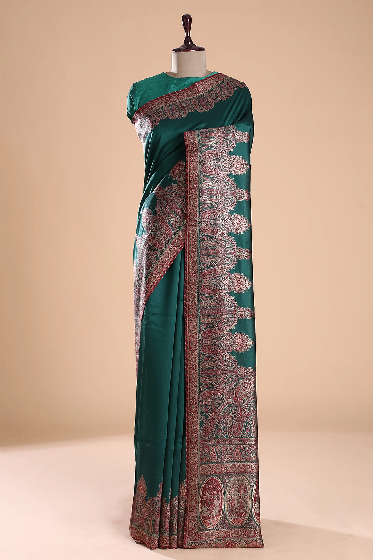 Green Pashmina Silk Saree With Zari Woven And Unstitched Blouse Online at Samyakk