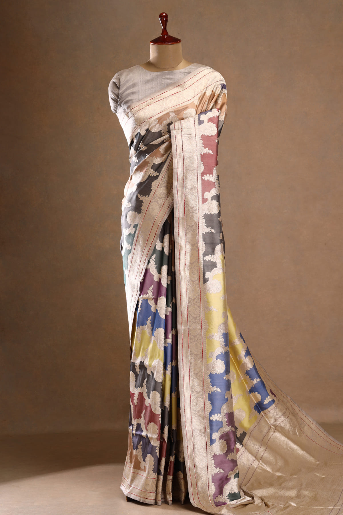 Grey Zari Woven Banarasi Kadhwa Saree with Unstitched Blouse-GK1513