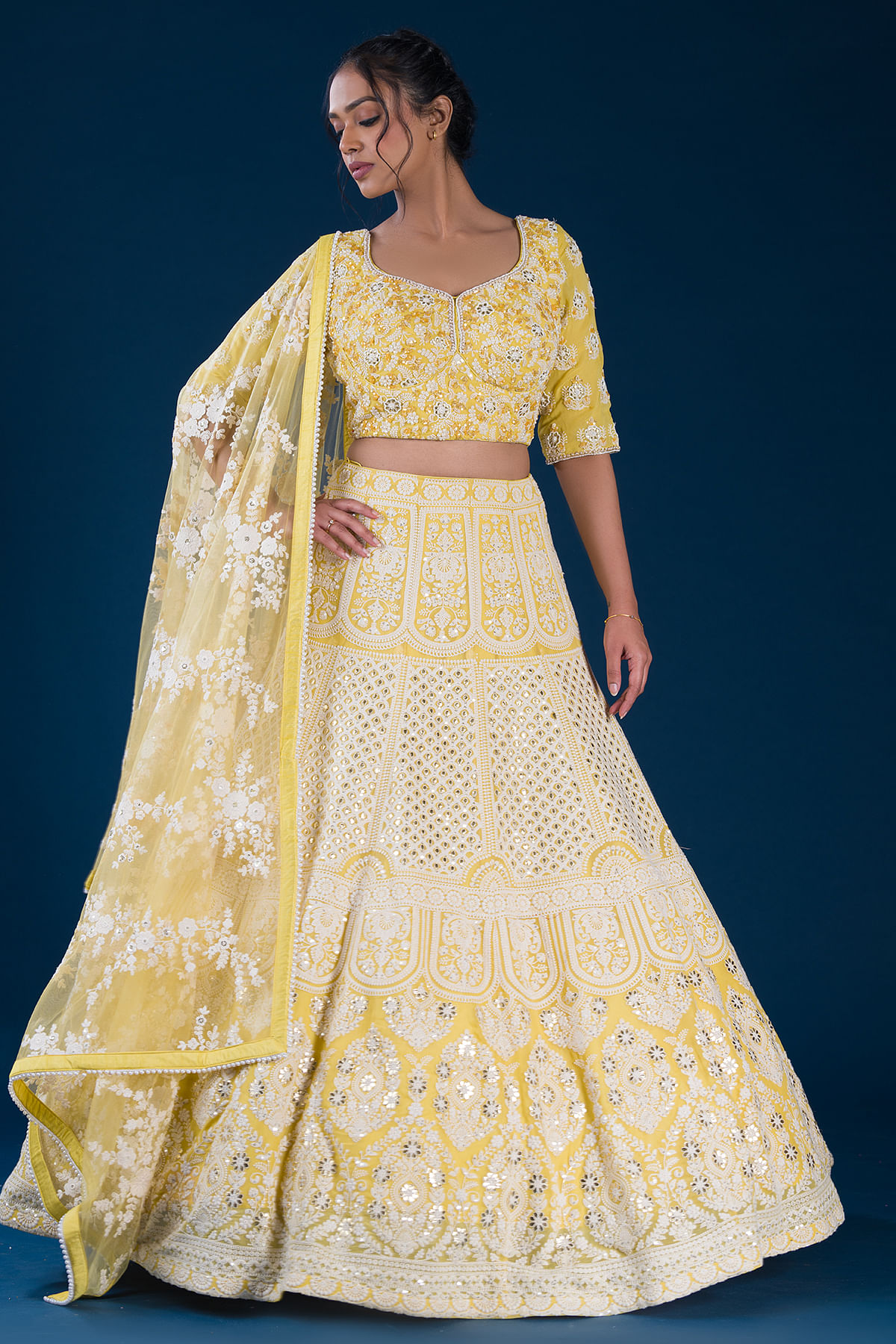 Explore Trendy Lehenga Designs and Make Them Yours - Samyakk: Sarees, Sherwani, Salwar Suits, Kurti, Lehenga, Gowns