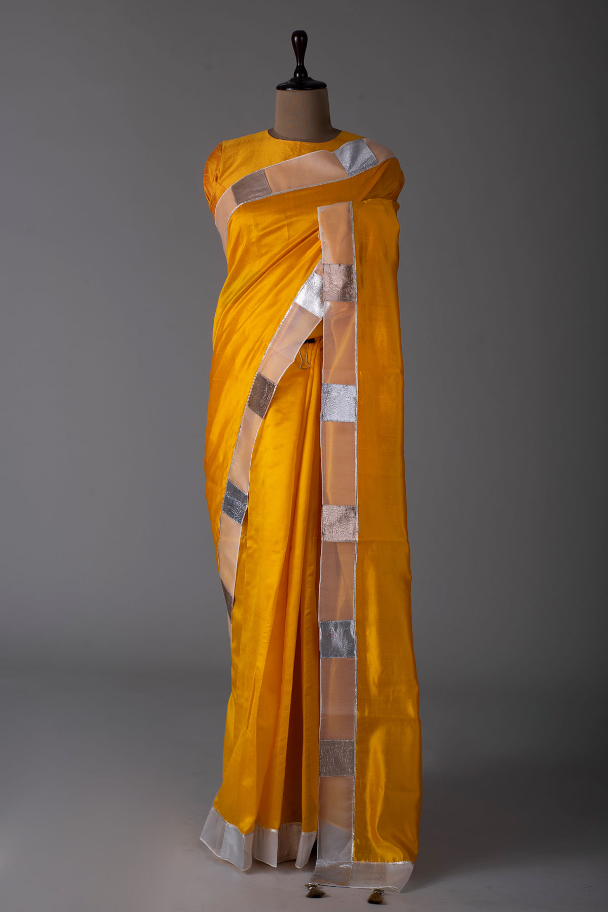 Buy Yellow Shade Handpainted Organza Silk Saree Online - Beatitude | Organza  silk saree, Hand painted dress, Hand painted sarees