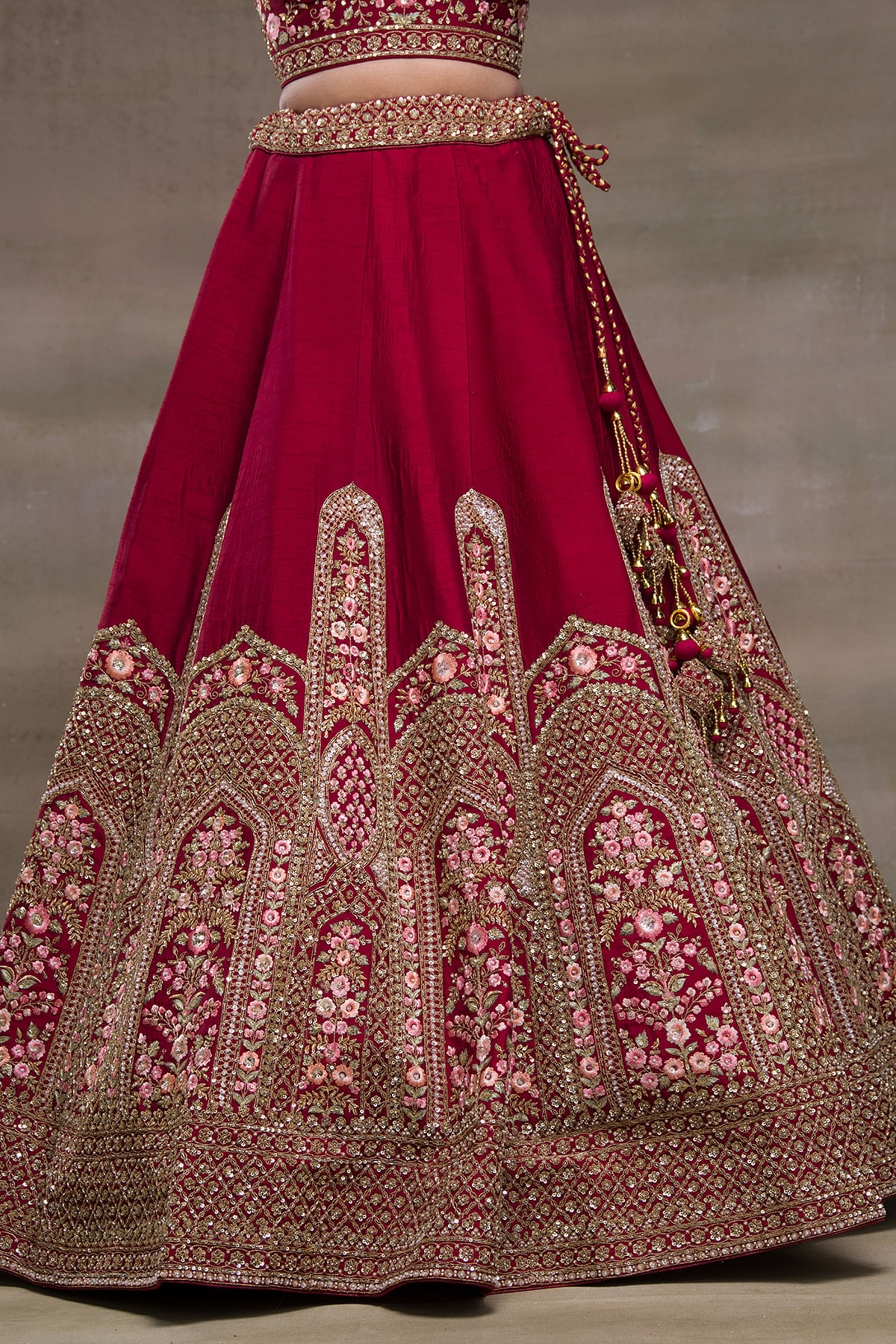 Beautiful Hansika Motwani in a Red Chikankari Lehenga | Bridesmaids looks  inspiration | Ou… | Indian wedding outfits, Indian bridesmaid dresses,  Indian bridal dress
