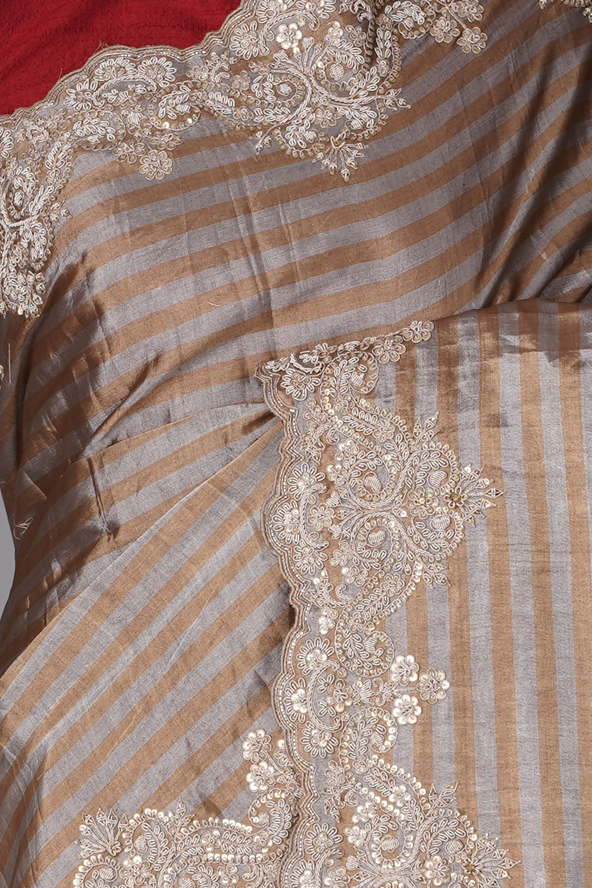 Buy BANARASI PATOLA Handwoven Gold With Silver Zari Woven Pattu Silk Saree  And Beautiful Silver Zari Tanchui Weave Pattern With Blouse Piece |  Shoppers Stop
