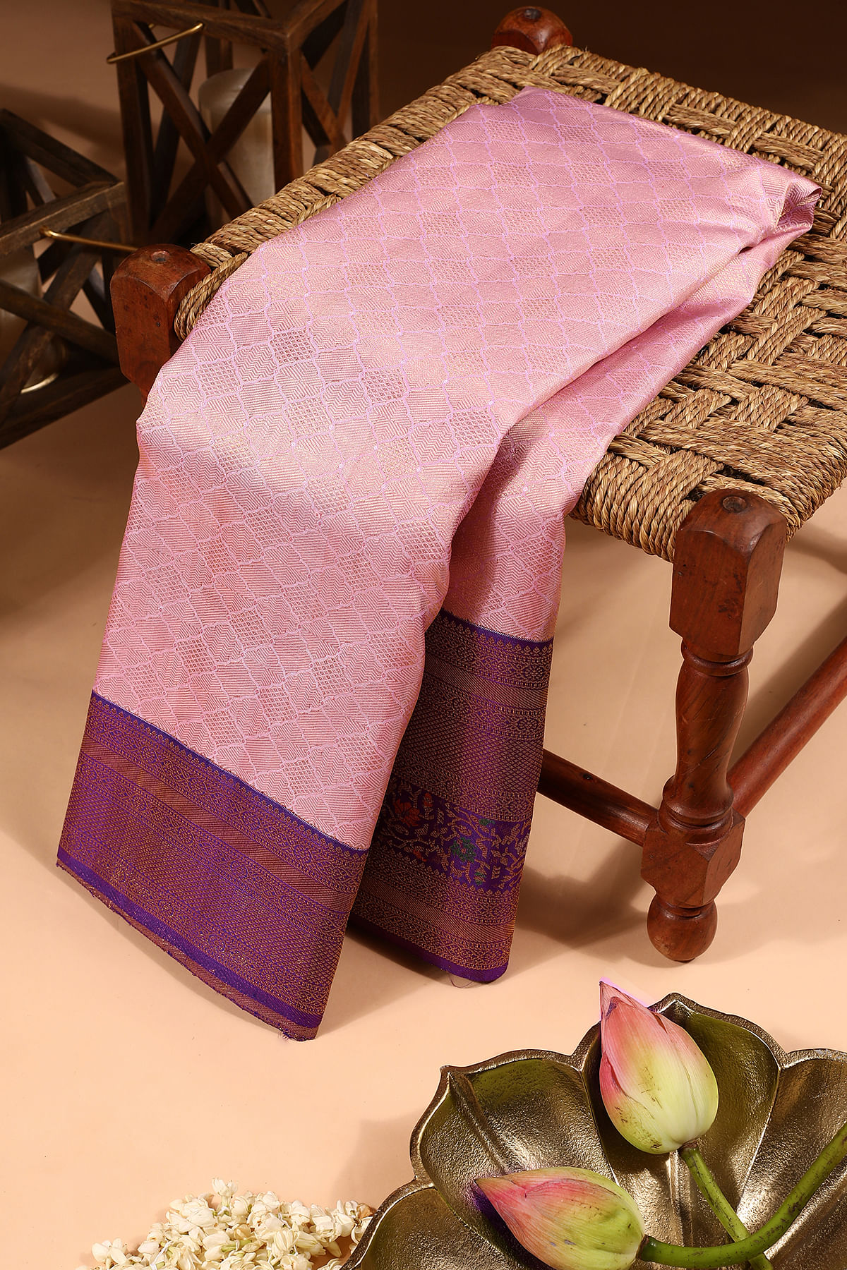 Icy Pink Zari Woven Kanchipuram Silk Saree Online at Samyakk