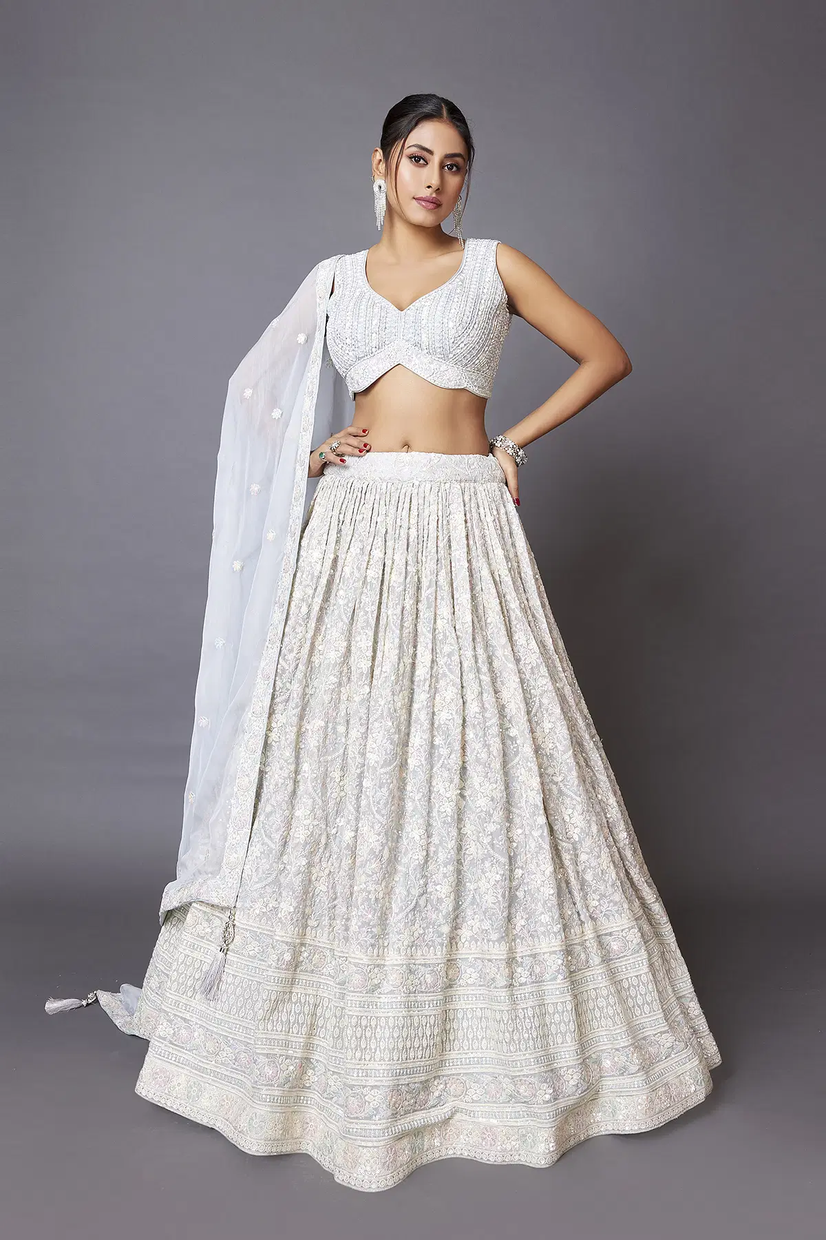 Lehenga Style Guide for Brides: Trendy Wedding Outfits by Samyakk