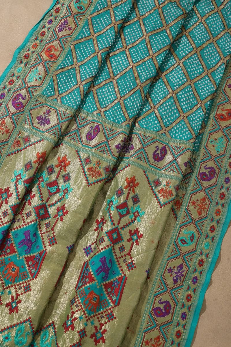 sari Buy Gold Beige Saree In Silk With Weaved Buttis And Zardozi