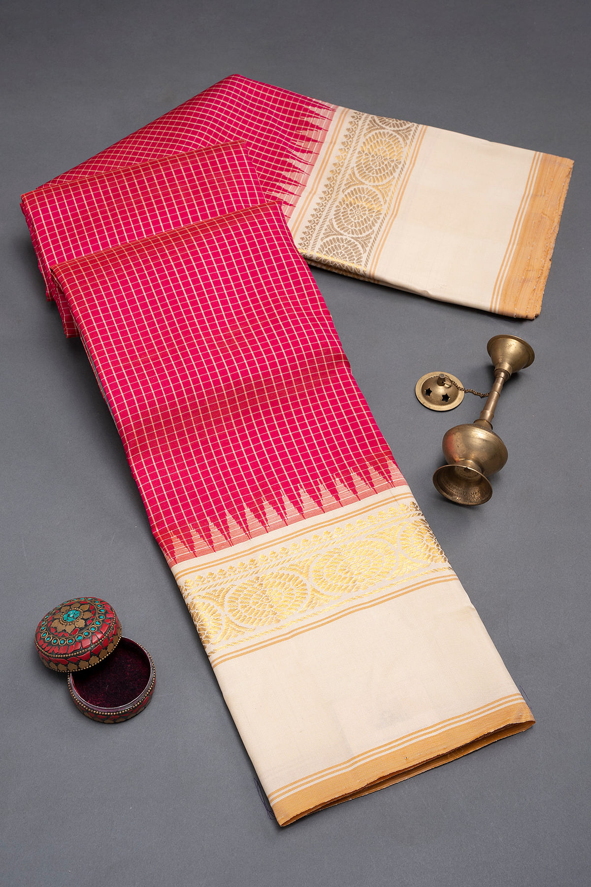 Buy Pisara Beige & Mulit Khadi Silk Printed Saree with Jacquard Border Saree  Online at Best Prices in India - JioMart.