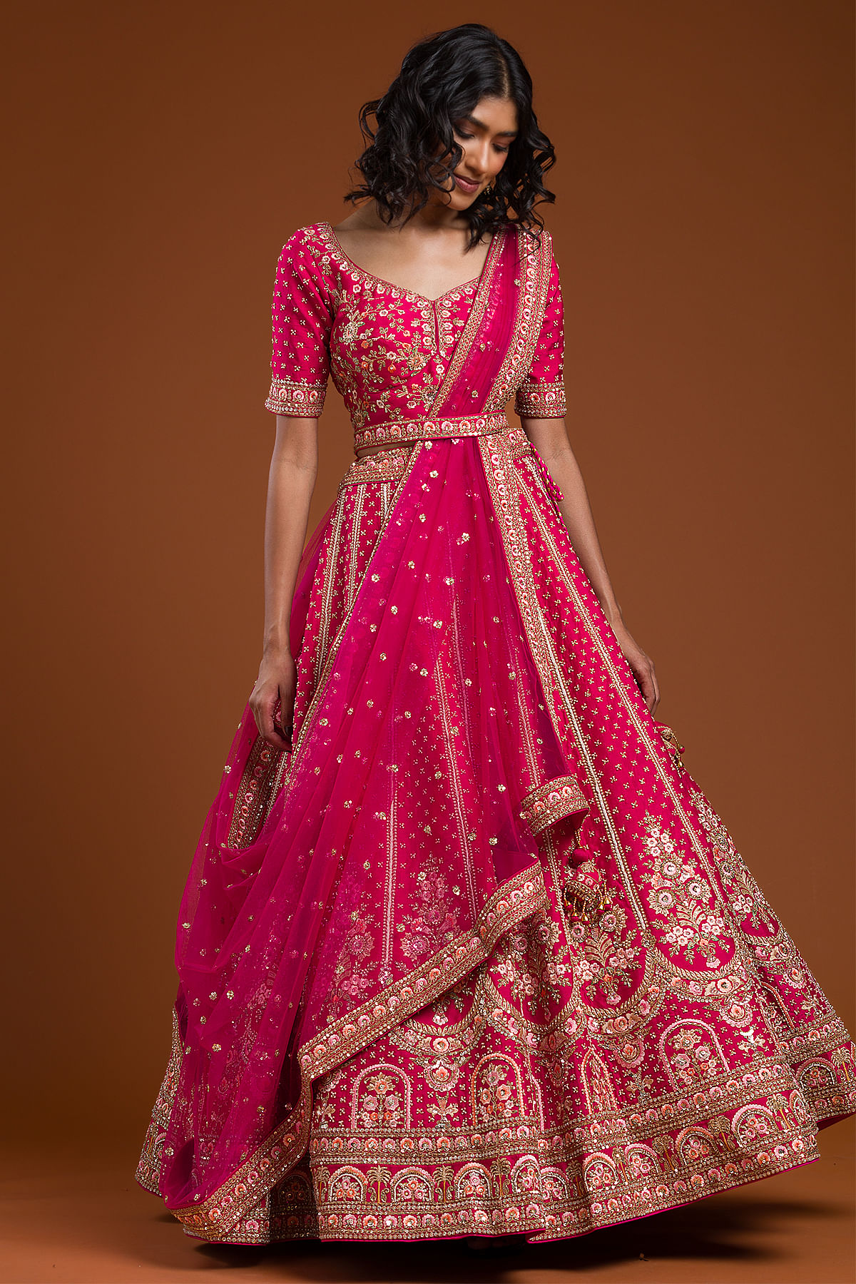 Buy Peach & Pink Ombre Sequins Embroidered Net Party Wear Lehenga Online |  Samyakk