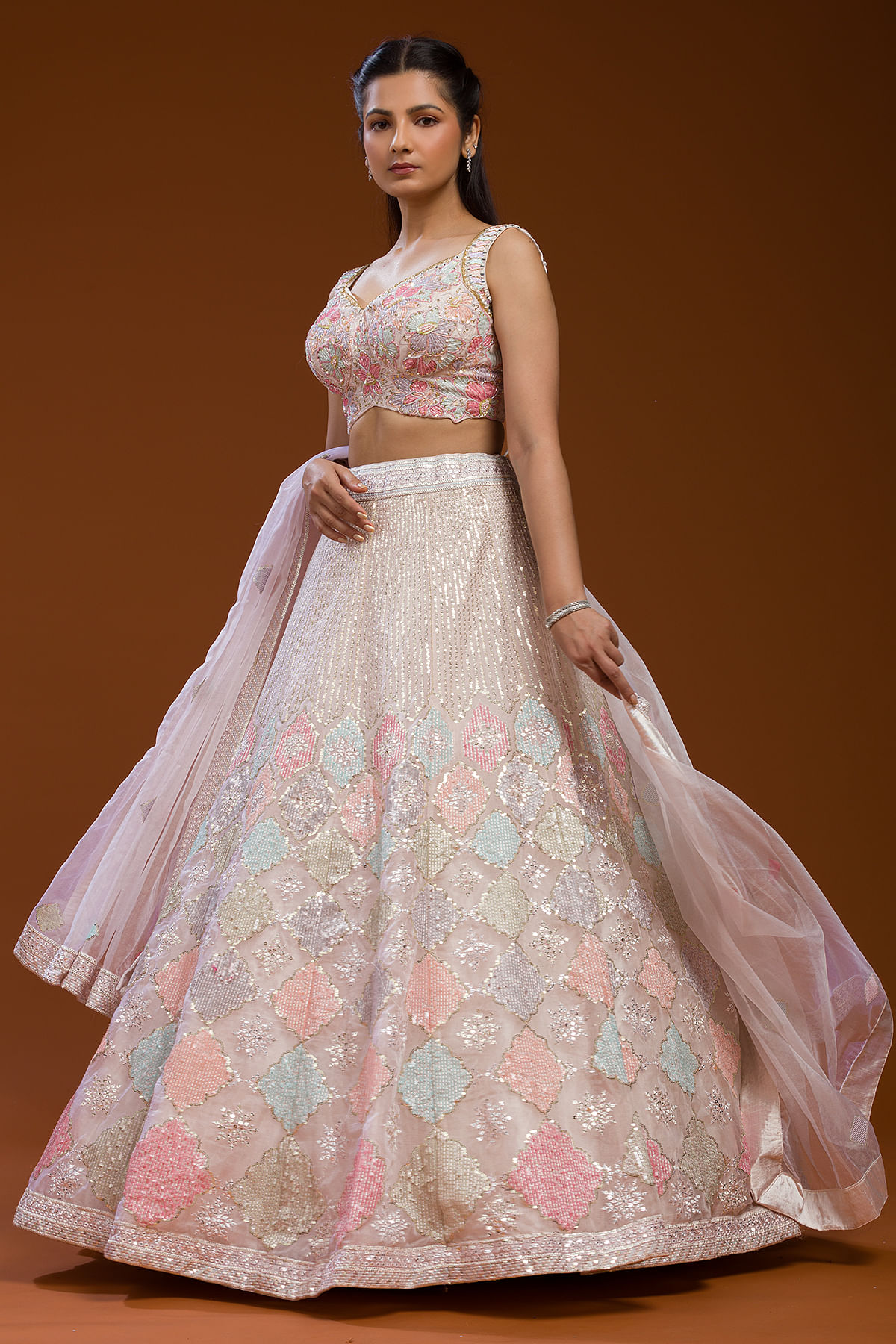 Buy Light Salmon Pink Resham Embroidered Silk Bridal Lehenga Online |  Samyakk