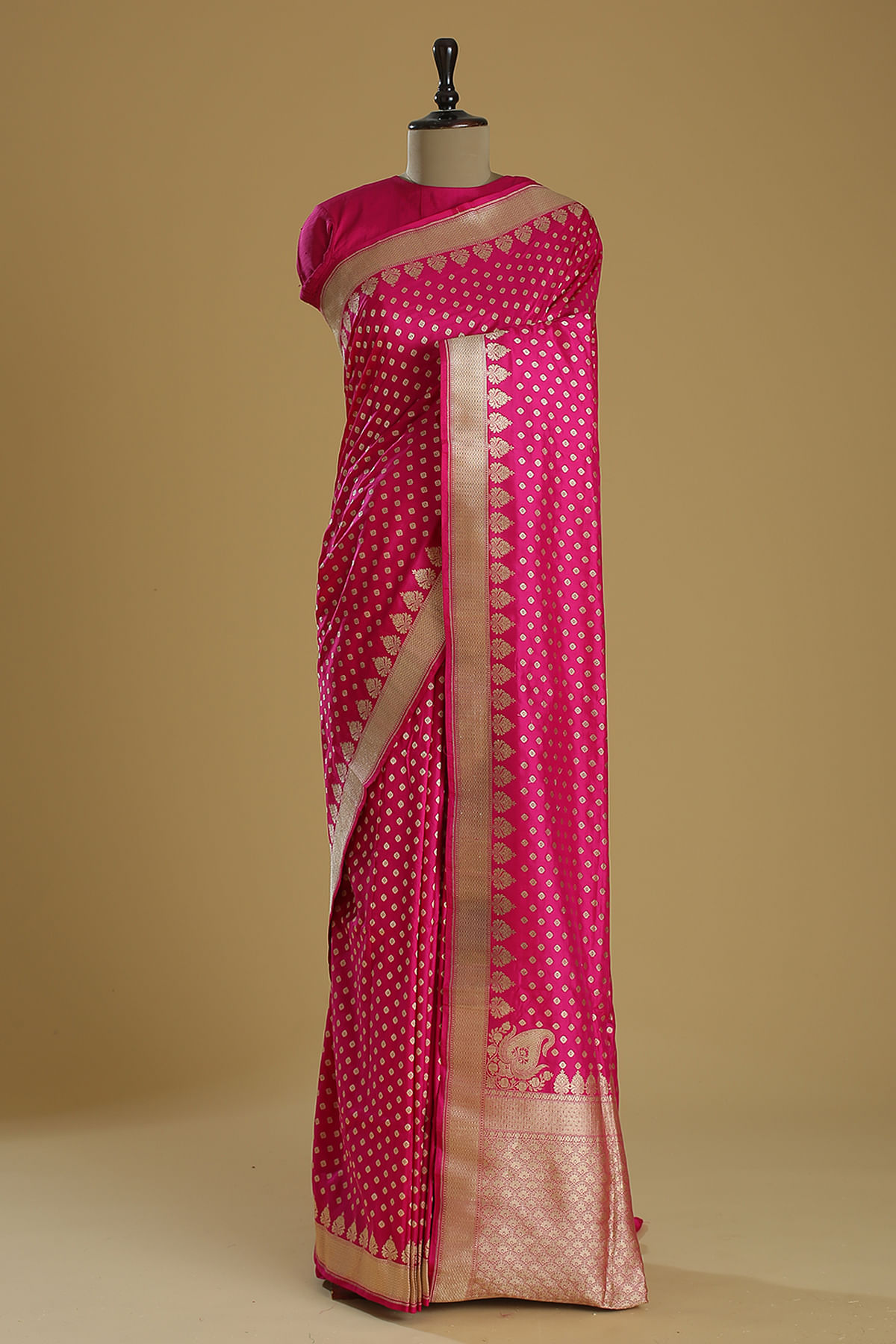 Navya Pink Soft Silk Saree – Zariknyaa