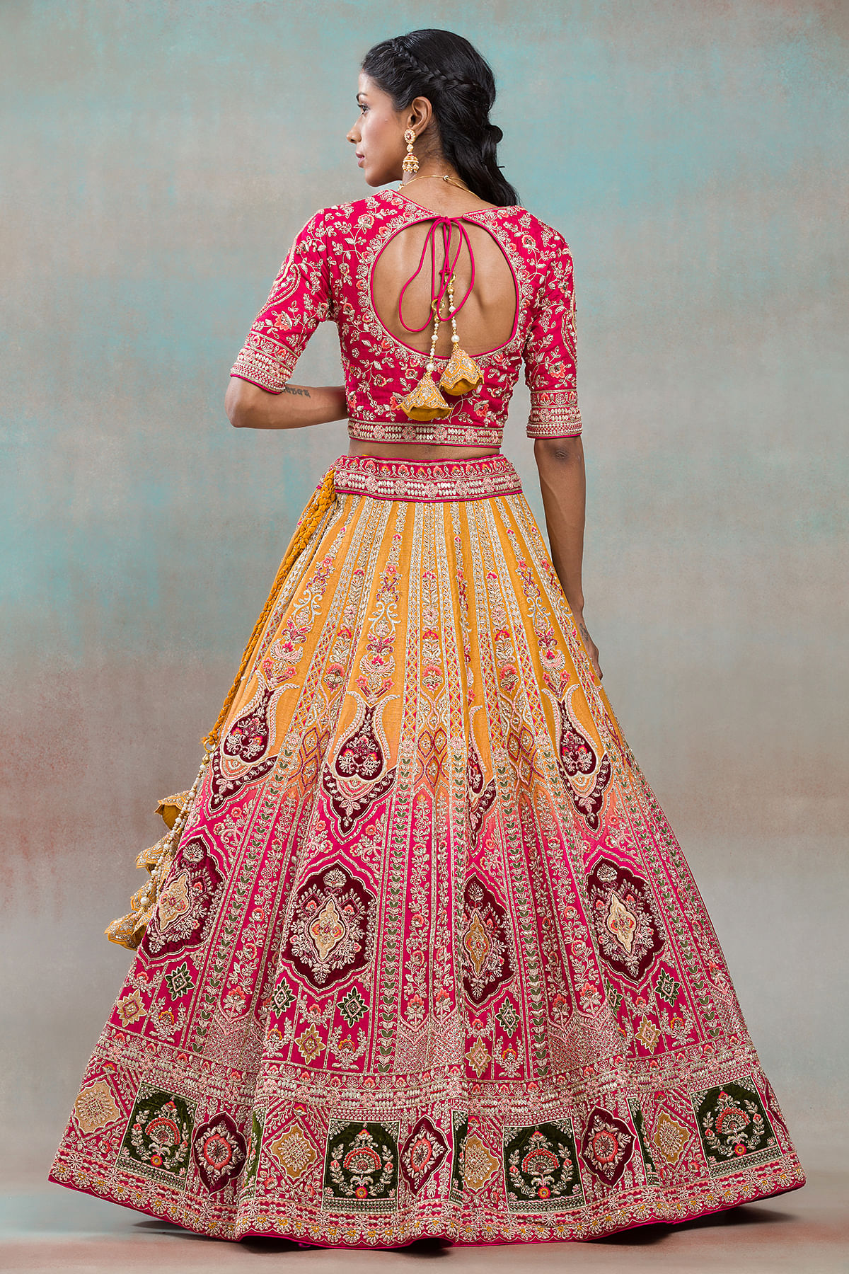 11651 LATEST YELLOW AND PINK COLOUR DESIGNER LEHENGA CHOLI NAVRATRI SPECIAL  - Reewaz International | Wholesaler & Exporter of indian ethnic wear  catalogs.