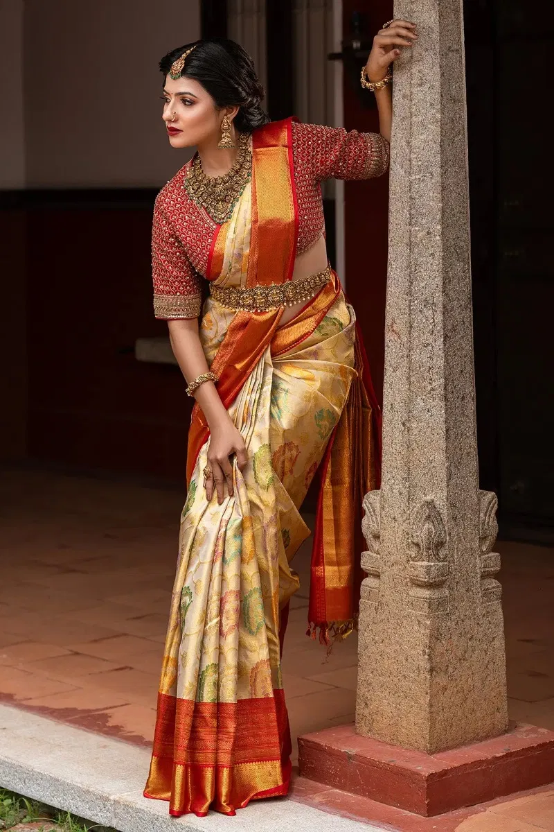 Off-White & Gold Kanchipuram Tissue Silk Saree