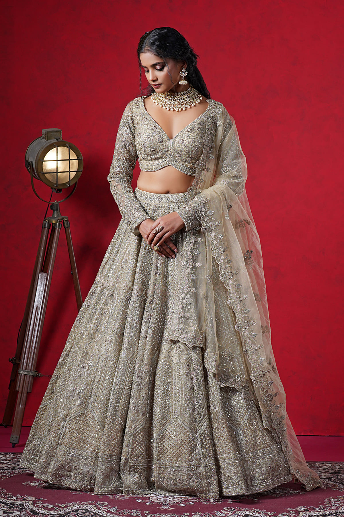 Buy Off White Net Designer Lehenga with Zari Embroidery and Readymade Full  Sleeves Blouse Online | Samyakk