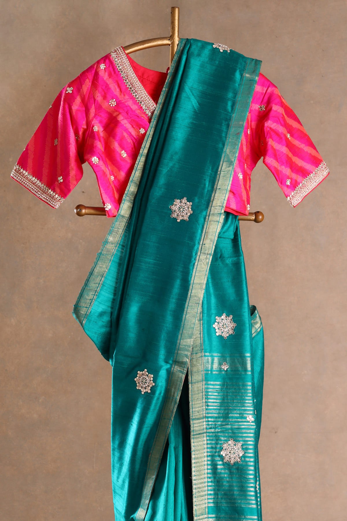 Buy Peacock Green Pearl Embroidered Raw Silk Designer Saree with Contrast  Blouse Online | Samyakk