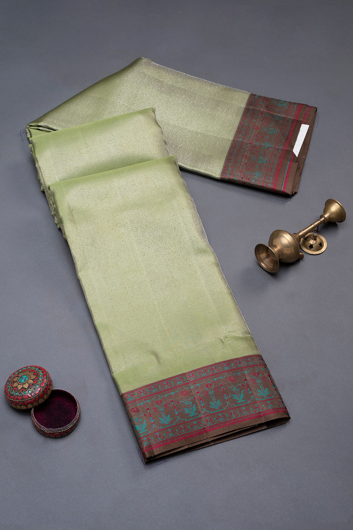 Buy Sage Green Zari Woven Kanchipuram Silk Saree Online at Samyakk