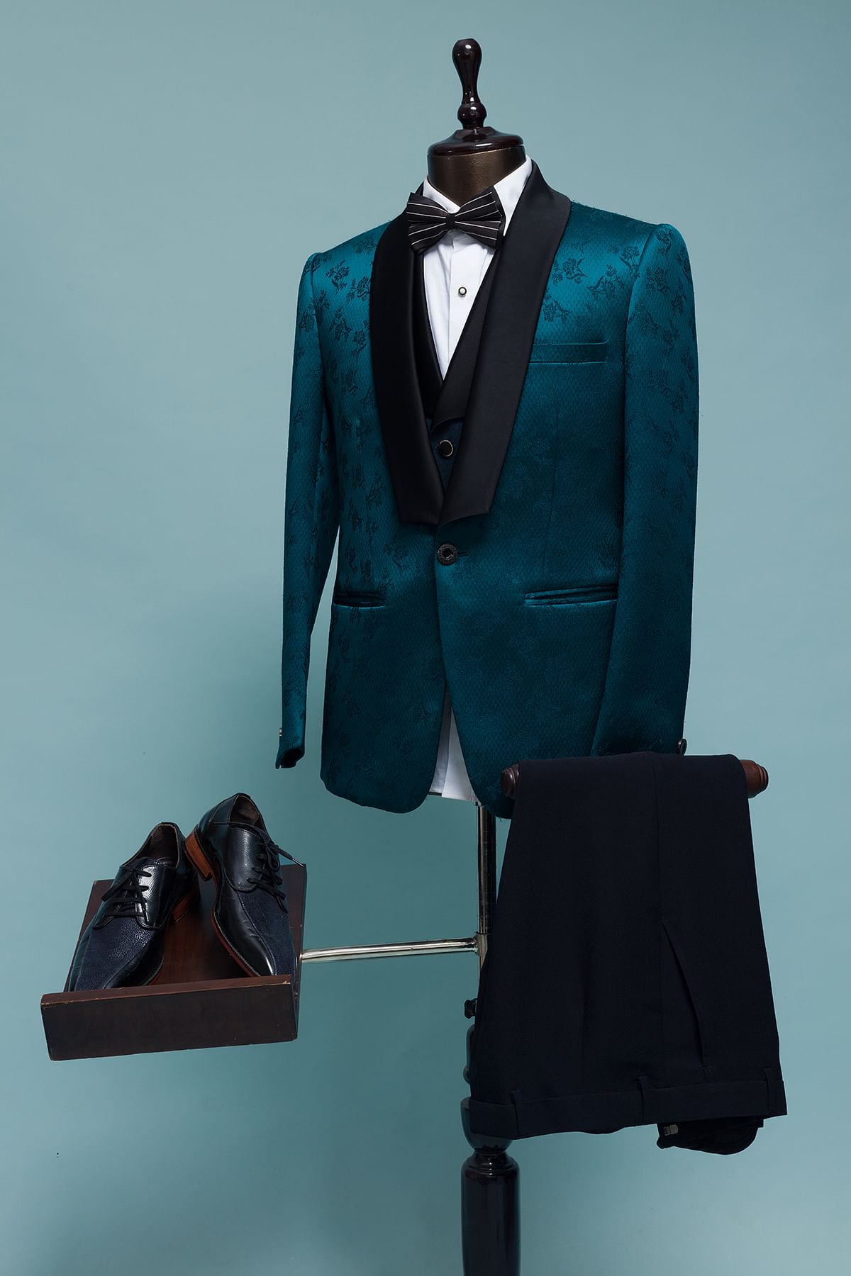 Peacock tuxedo jacket best sale