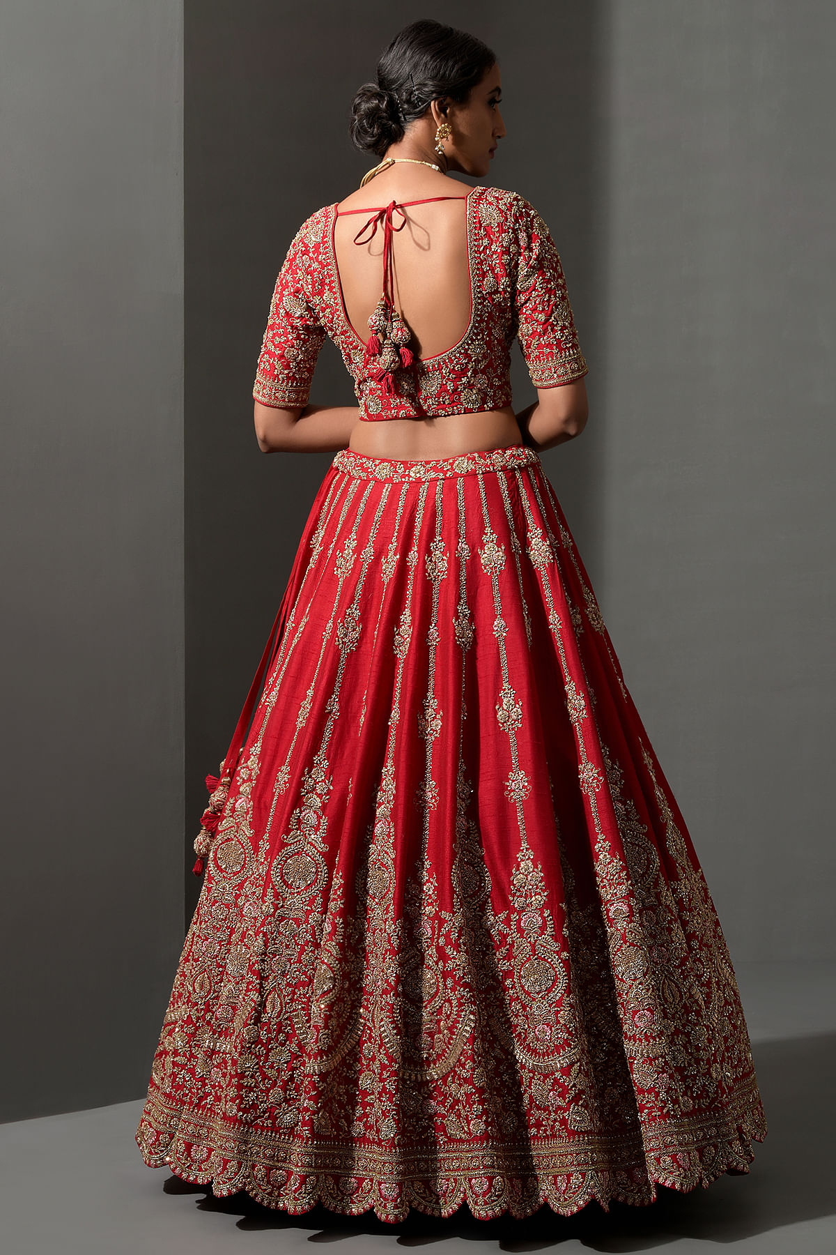 Bright Red Hand Embroidered Lehenga Set Design by TORANI at Pernia's Pop Up  Shop 2024