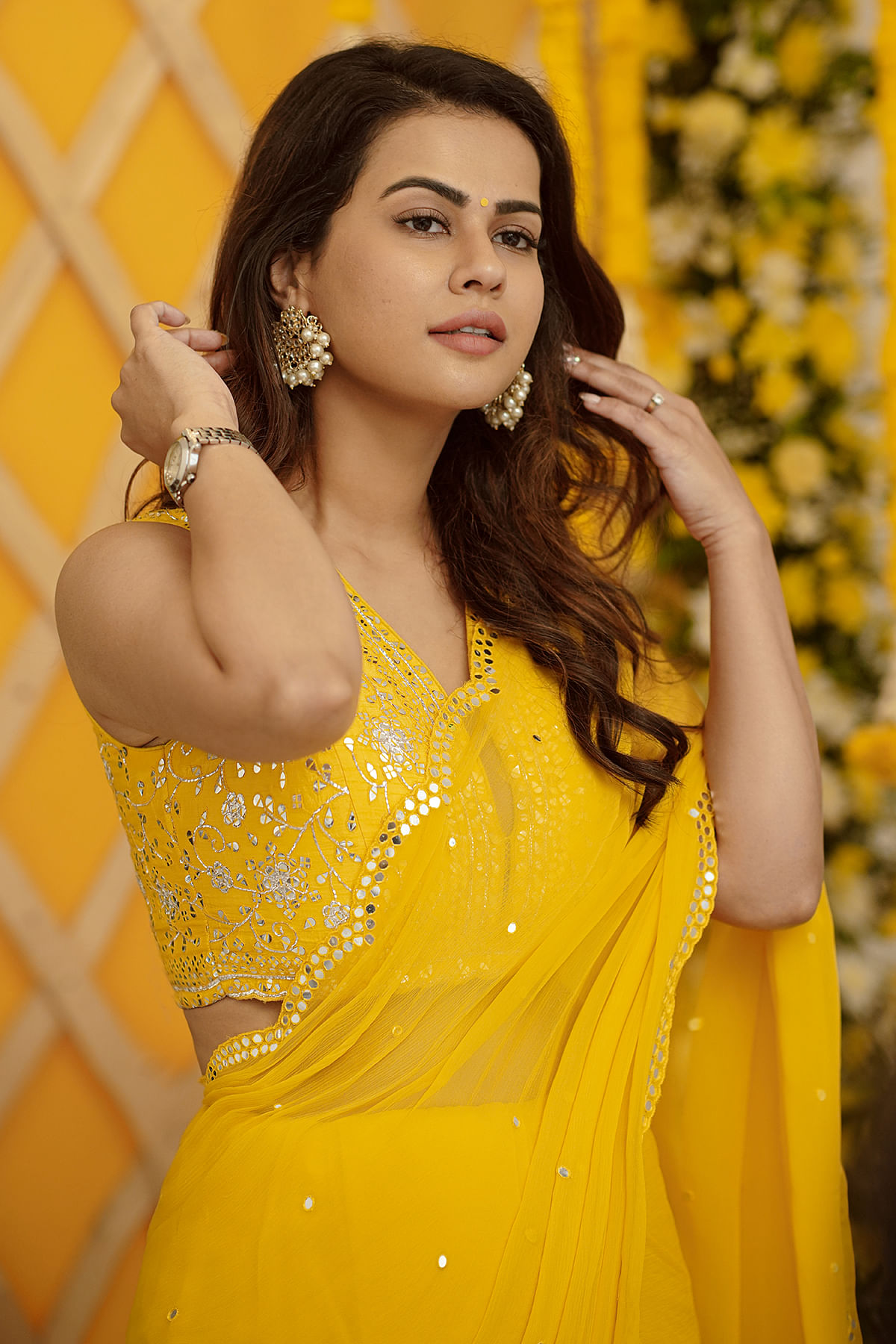 Buy Cyber Yellow Abla Embroidered Chiffon Saree Online