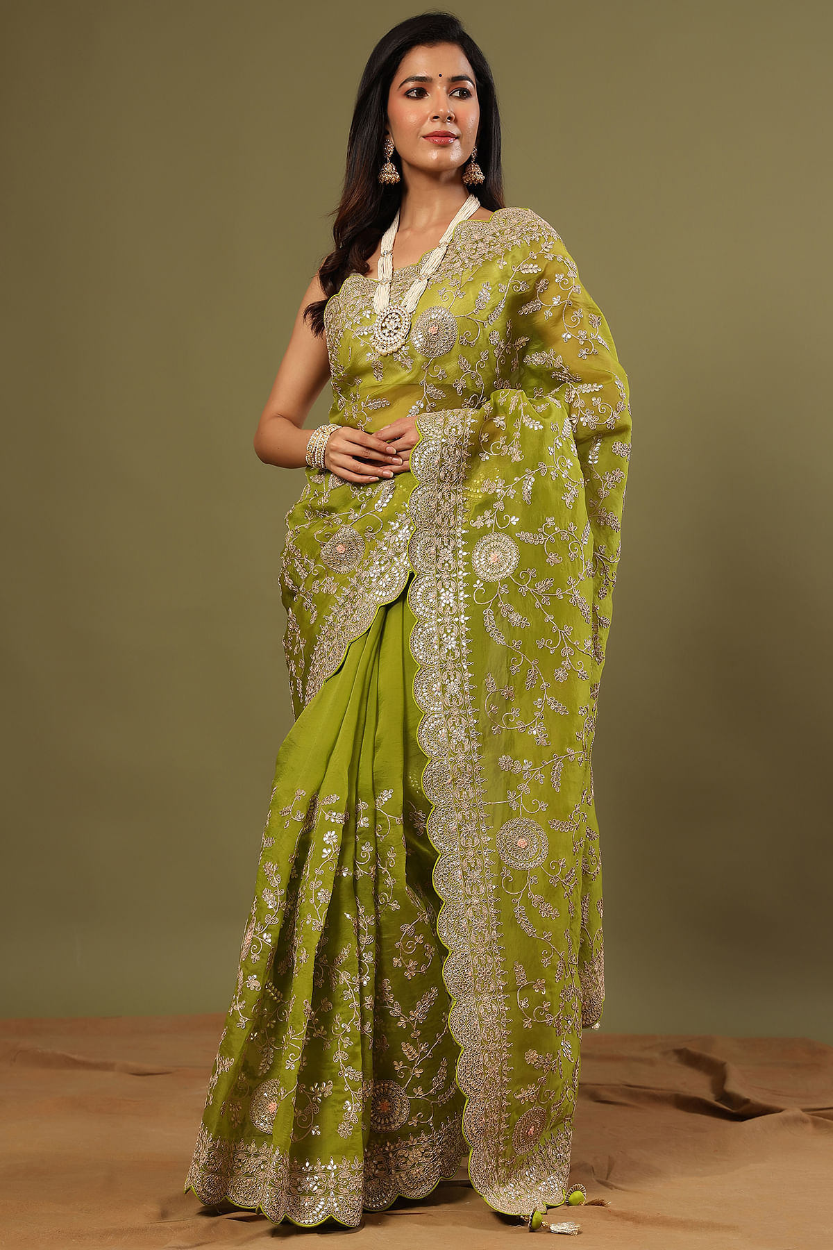 Buy Off-White Sequins Embroidered Organza Saree With Ready Blouse Online |  Samyakk