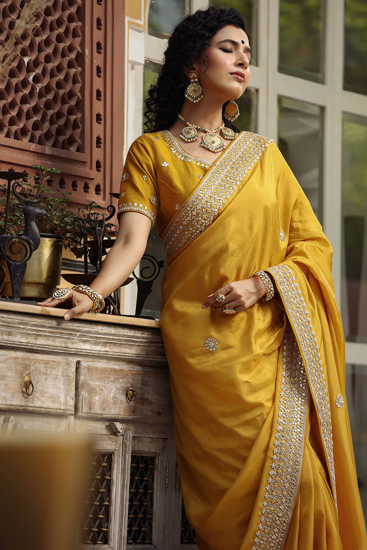 Mango Yellow Color Pure Khaddi Georgette Banarasi Silk Saree with Antique  Zari Weave | Yellow Color Saree | SILK MARK CERTIFIED – Kaash