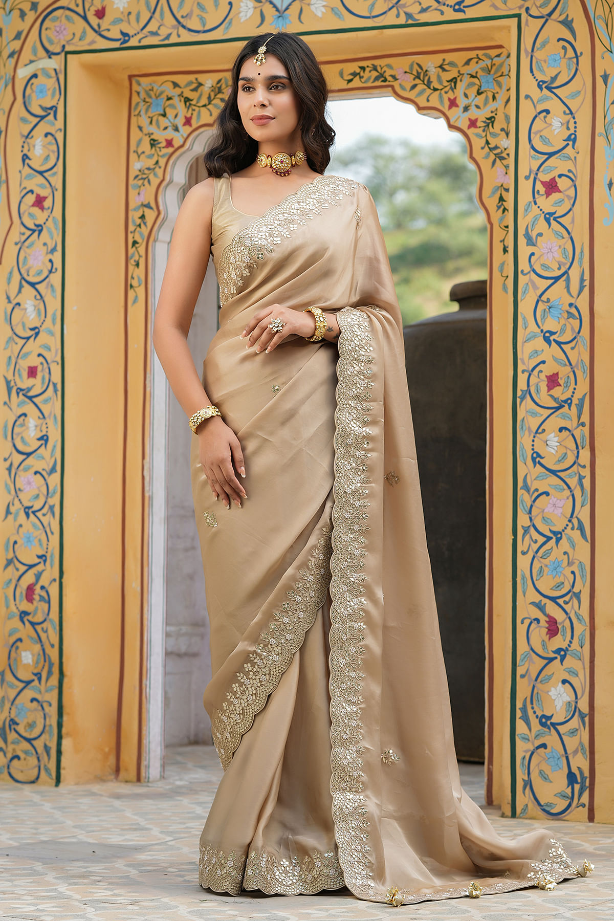 Woven Organza Saree in Beige : SPFA11926