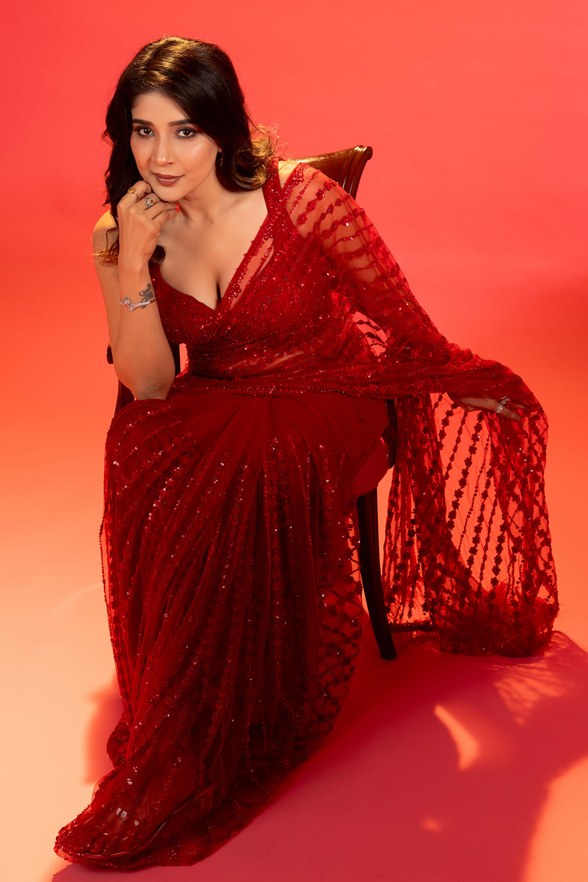 Sakshi Agarwal in Red Net Saree