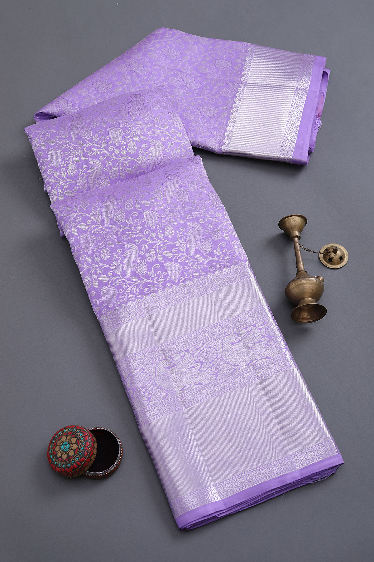 Lavender silver zari Kanjeevaram silk saree – Saffronfashionindia