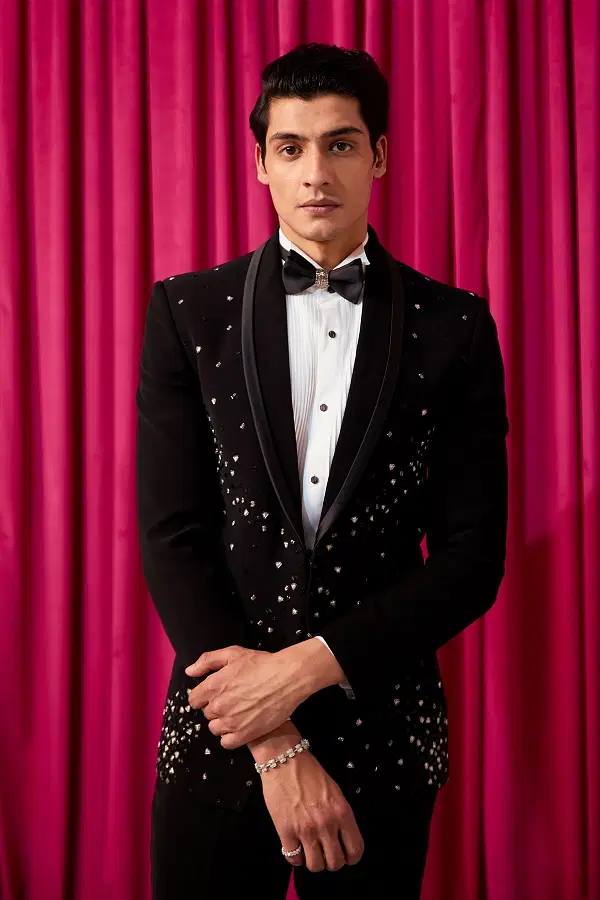 Tuxedo Suit Buy Now Classic and Modern Tuxedos suit online Samyakk