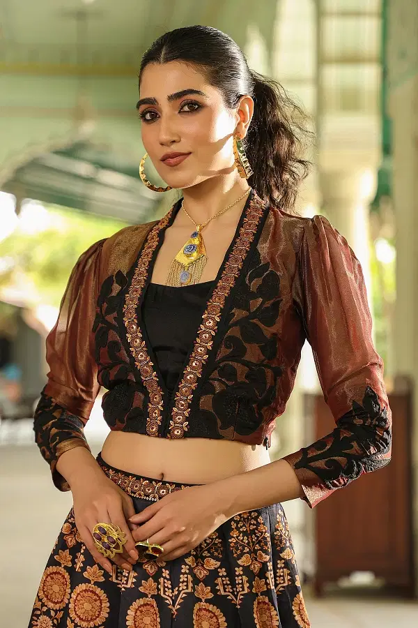 Crop top lehenga jewellery on sale