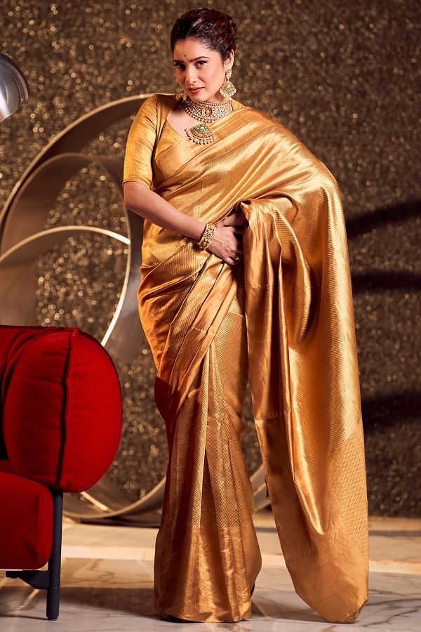 Golden silk saree for wedding best sale