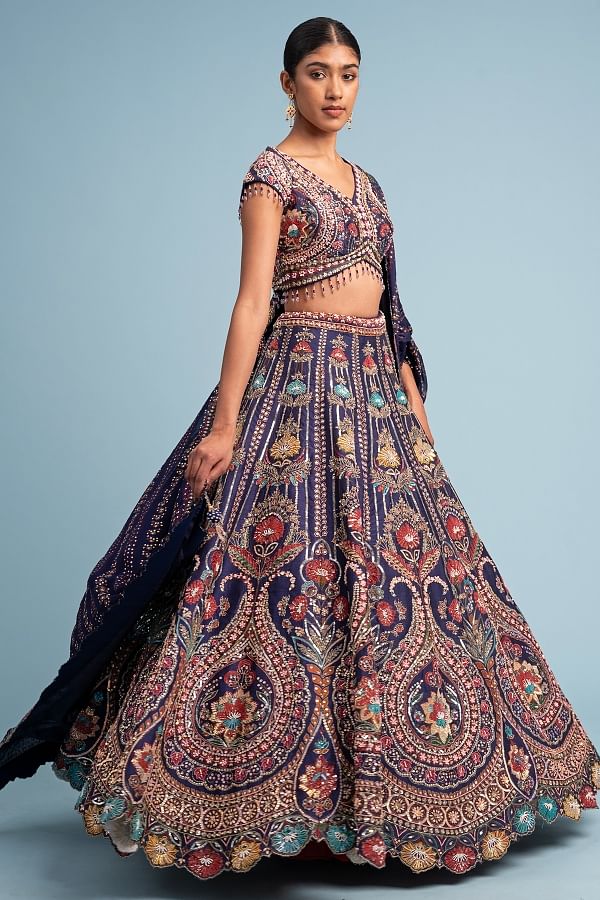 Beautiful Designer Bridesmaid Lehenga Choli at Rs 2195.00 | डिज़ाइनर लहंगा  चोली - Anant Tex Exports Private Limited, Surat | ID: 2852793511655