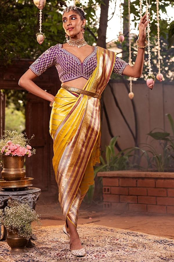Aggregate more than 148 banarasi saree draping style super hot