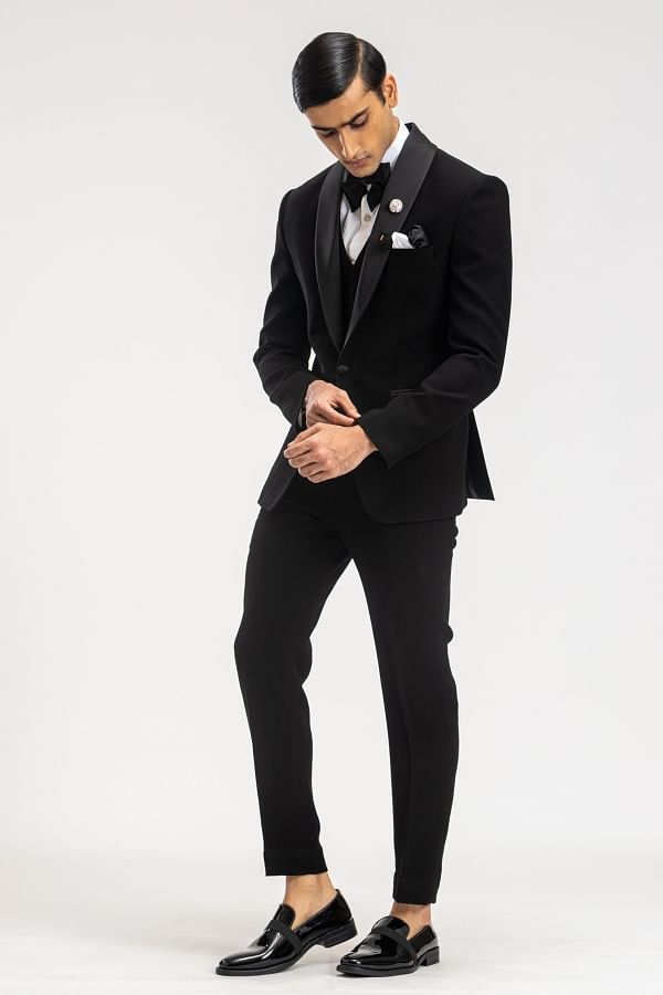 Buy Black Woven Suede Classic Suit Online Samyakk